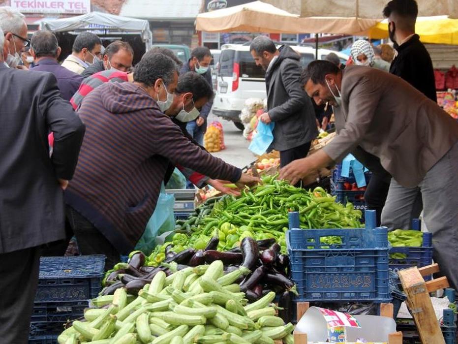 Pazar yerlerinde satışa iki gün izin