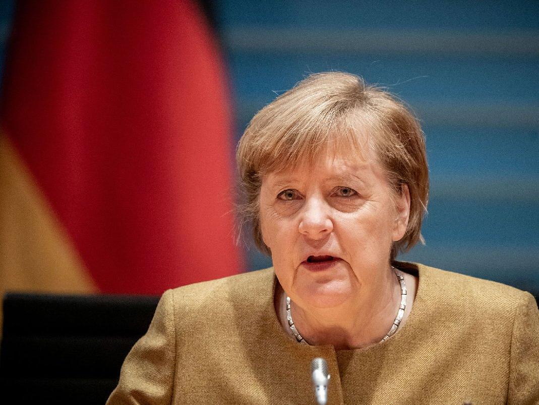 Merkel, Uğur Şahin'le görüştü: Almanya aşıda fikri mülkiyet haklarının kaldırılmasına karşı