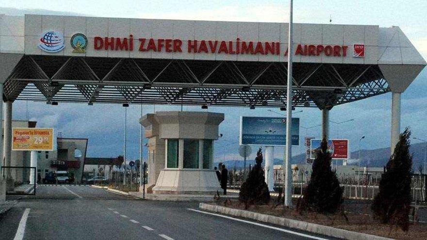 AKP'li vekil Zafer Havalimanı'nda devletin kâr ettiğini iddia etti