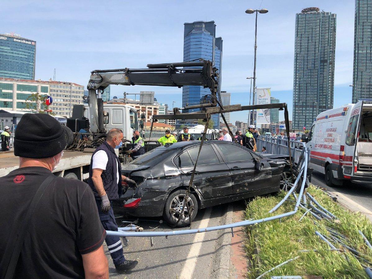 Trafik canavarının kısıtlama mesaisi: 11 araç hasar gördü