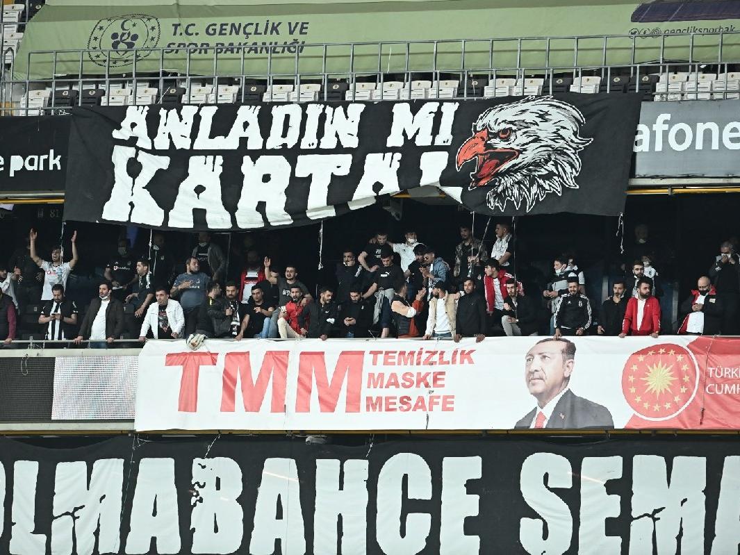 Beşiktaş-Karagümrük maçına taraftar alındı! Kapanma umursanmadı...