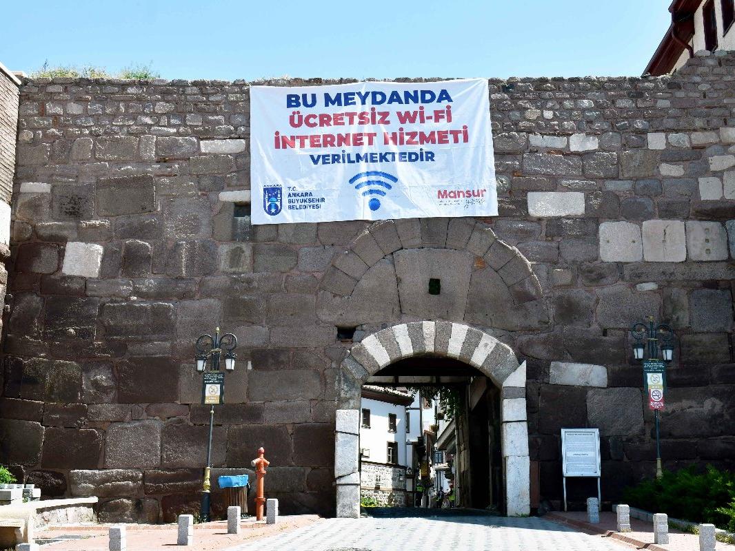Ankara’da 27 meydan ücretsiz WI-FI'ye kavuştu