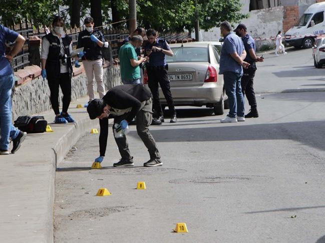 Beyoğlu'nda iki aile arasında silahlı kavga: 5 yaralı