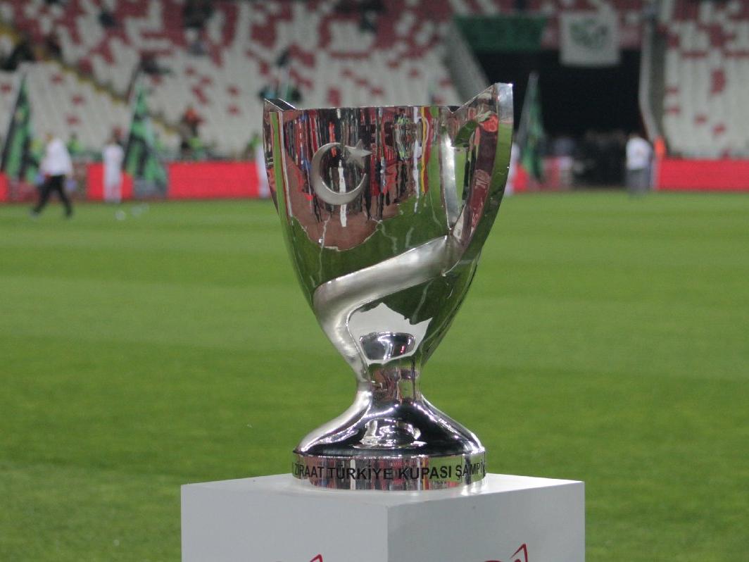 Türkiye Kupası finali öncesi ortalık karıştı! Antalyaspor ve Sivasspor'dan sert açıklamalar
