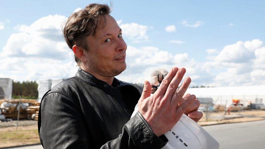 Elon Musk, en zengin listesinde geriledi: Serveti eridi