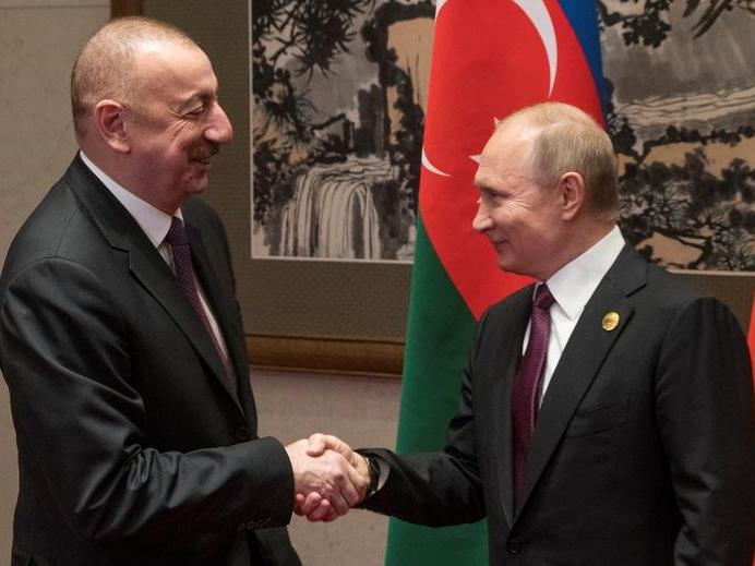 Aliyev ile Putin arasında 'sınır' görüşmesi