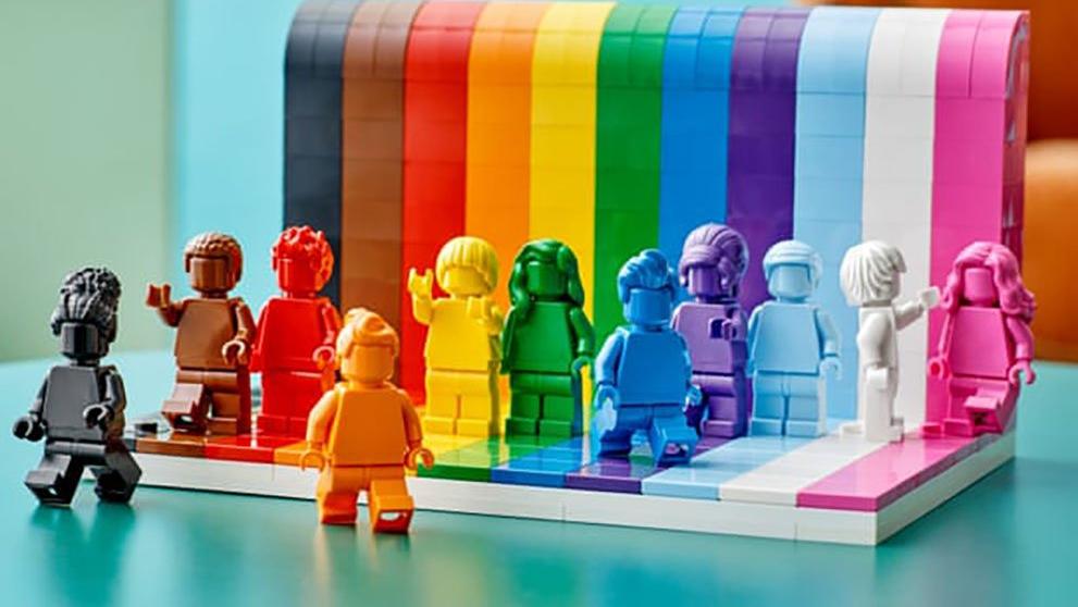 Lego'dan LGBT toplumu için ilk oyuncak serisi