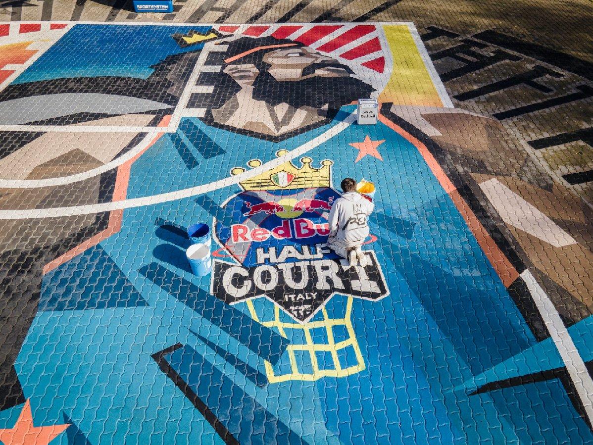 Basketbol sahaları Red Bull Half Court ile renkleniyor