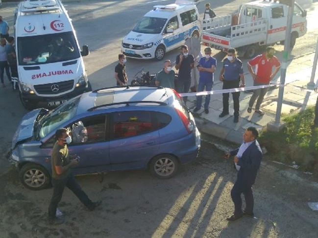 Elazığ'da üç aracın karıştığı kazada 14 yaralı