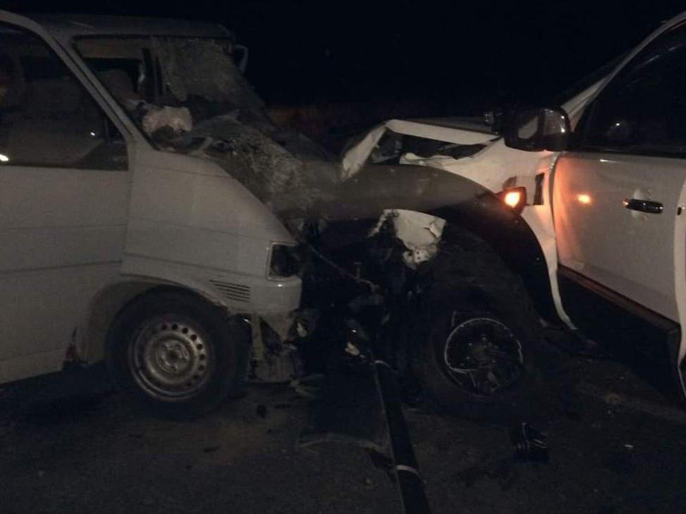 İzmir'de feci kaza: 2 ölü, 3 yaralı