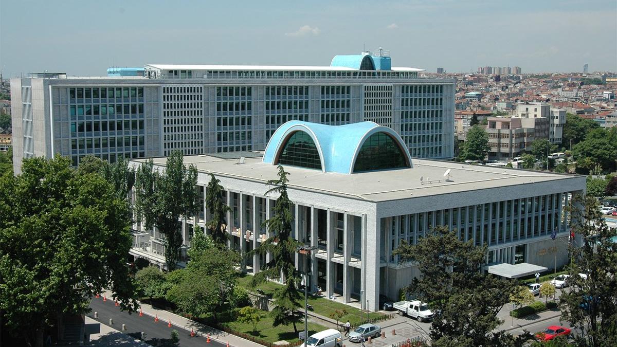 İBB'nin TÜRGEV kararını mahkeme iptal etti, yurt binaları kiralık çıktı