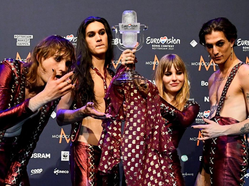 Eurovision'da uyuşturucu krizi: Kameraya yakalandı