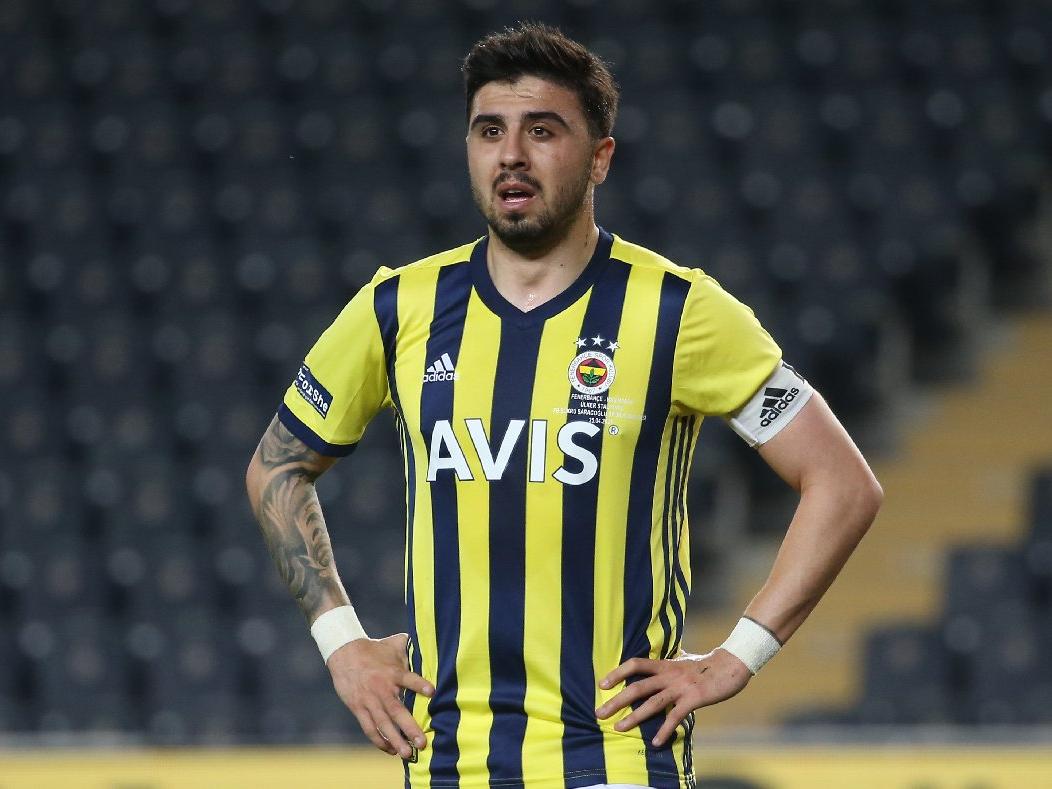 Ozan Tufan Fenerbahçe'yi ikiye böldü