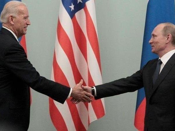 Biden ve Putin'in haziranda Cenevre'de yüz yüze görüşeceği iddia edildi