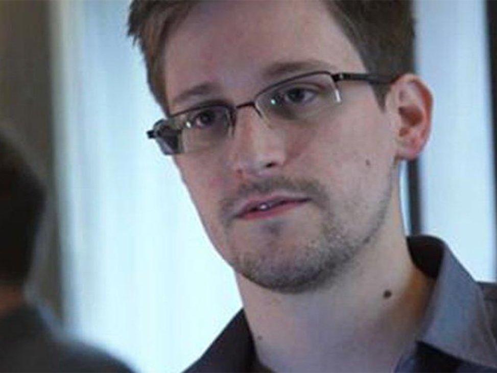 Snowden’dan ABD’ye 'uçak' göndermesi