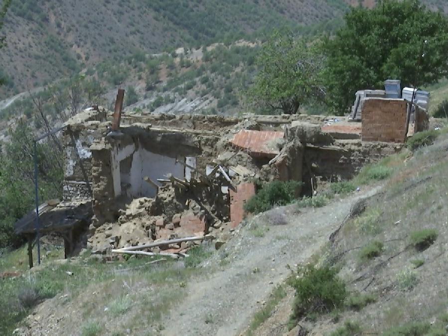AFAD'ın 'ev yapma' kararsızlığı depremzedeleri bıktırdı