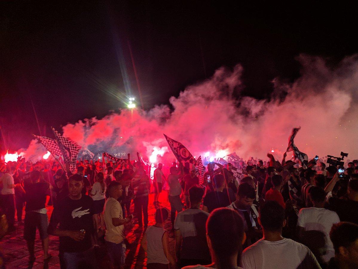 Altay Süper Lig'e yükseldi, İzmir'de pandemi unutuldu
