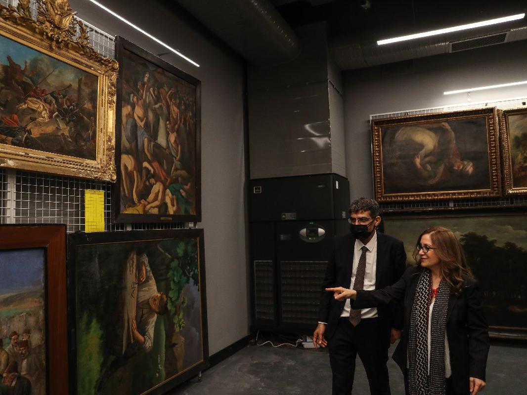 'Resim ve Heykel Müzesi'nde 42 eser çalındı ya da sahtesiyle değişti'