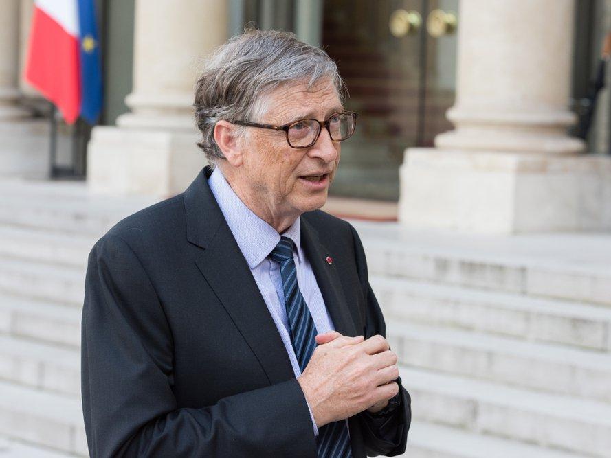 Bill Gates'in imajına bir darbe de servetini yöneten kişiden geldi