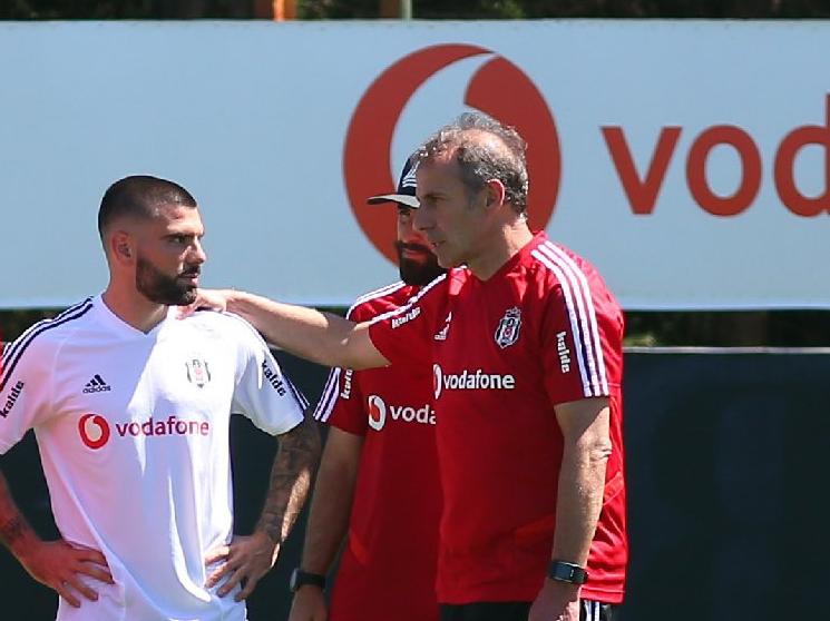 Beşiktaş'a Abdullah Avcı için kötü haber geldi!