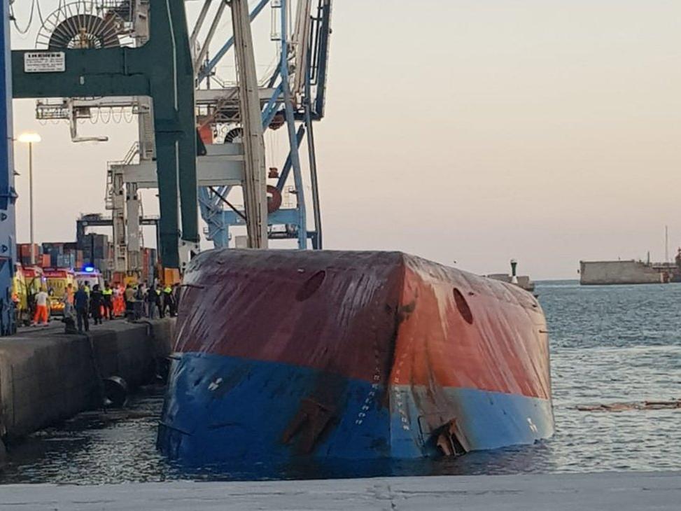 İspanya'da Türk gemisi battı! Kayıplar var