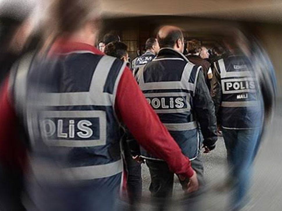 İstanbul Emniyeti'nde rüşvet soruşturması: 2 kişi tutuklandı, 7 personel görevden uzaklaştırıldı