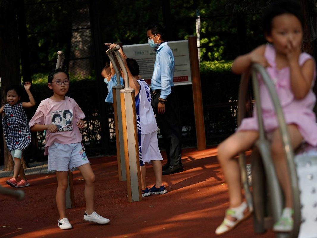 Çin'den yeni nüfus politikası: Bundan böyle üç çocuk