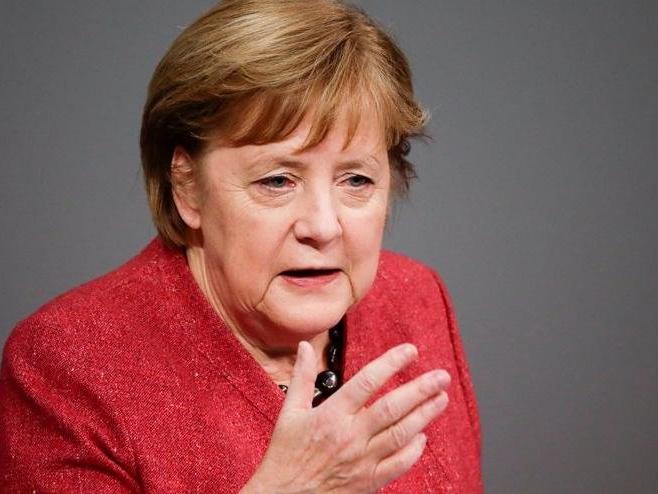 Skandal iddia! ABD, Danimarka'nın yardımıyla Merkel'i dinledi
