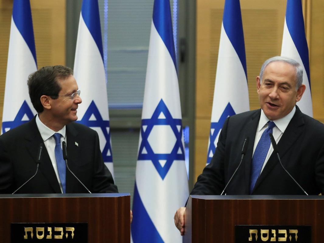 İsrail'de Netanyahu sona yaklaşıyor: Taraflar bir araya geldi