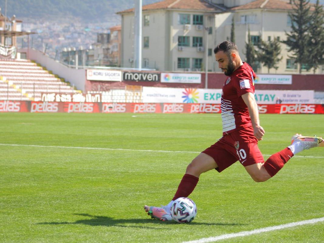 Selim Ilgaz, 3 yıllığına Manisa FK'da