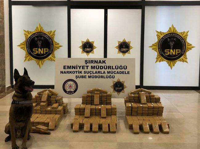 Şırnak'tan batı illerine sevke hazırlanan 209 kilo eroin ele geçirildi