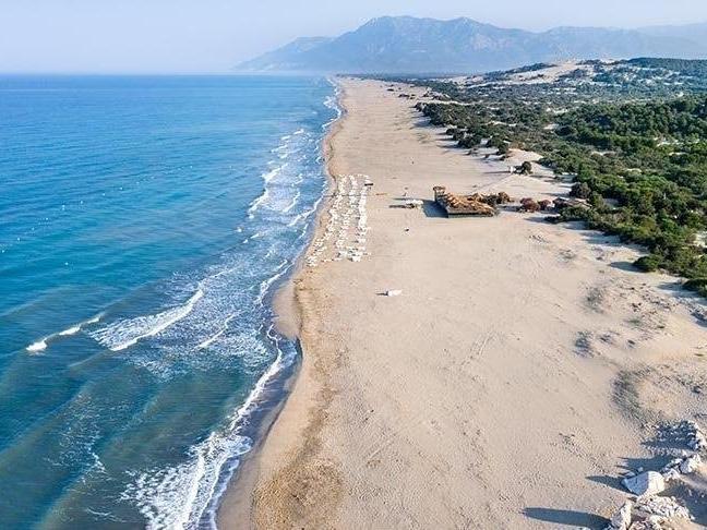 CHP Antalya İl Başkanı Cengiz: Patara Plajı'na çöktüler