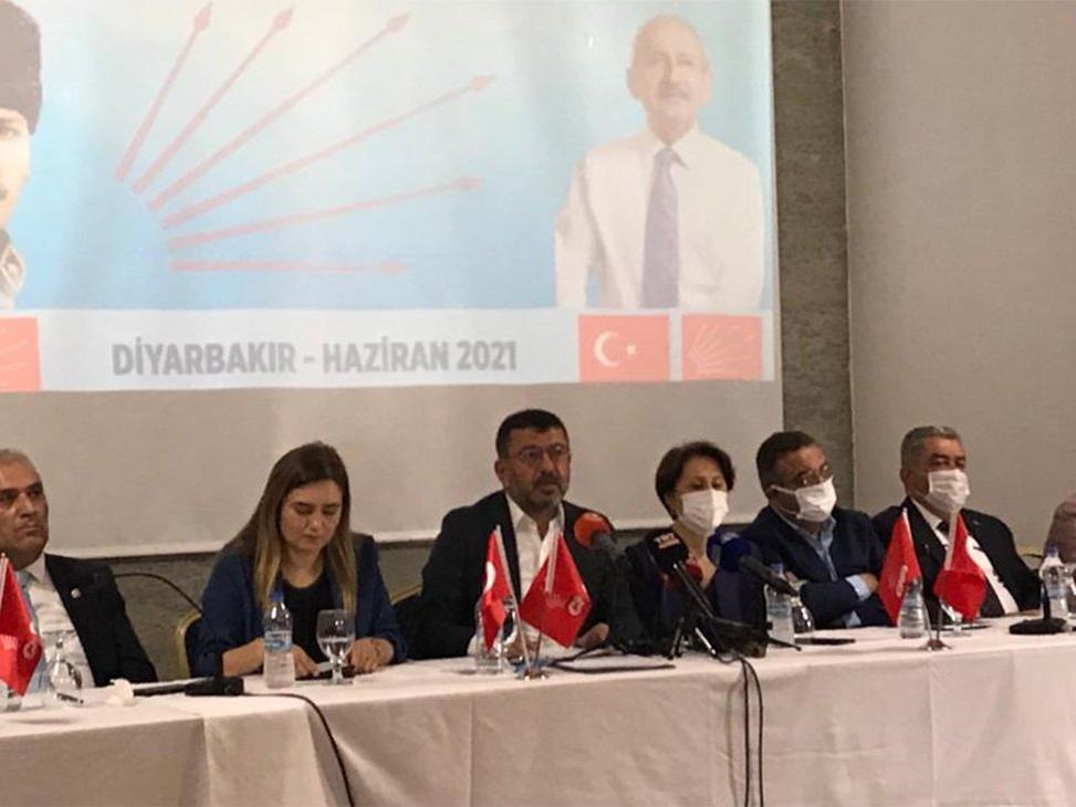 CHP'li Ağbaba: Cemil Çiçek keşke 'çantalar dolusu para alanları' Erdoğan'a, Soylu'ya veya Binali Yıldırım'a sorsa