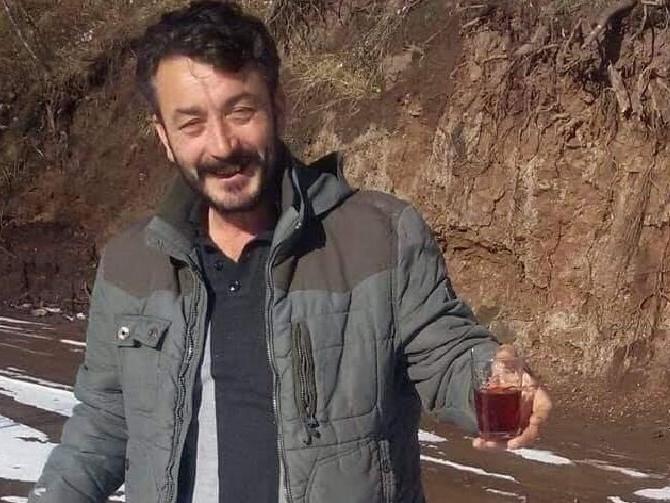 Trabzon'da kavgayı ayırmak isteyen adam canından oldu