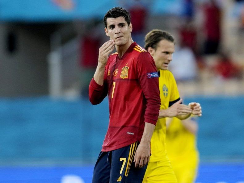İspanya - İsveç maçına damga vuran pozisyon... Alvaro Morata kaçırdı