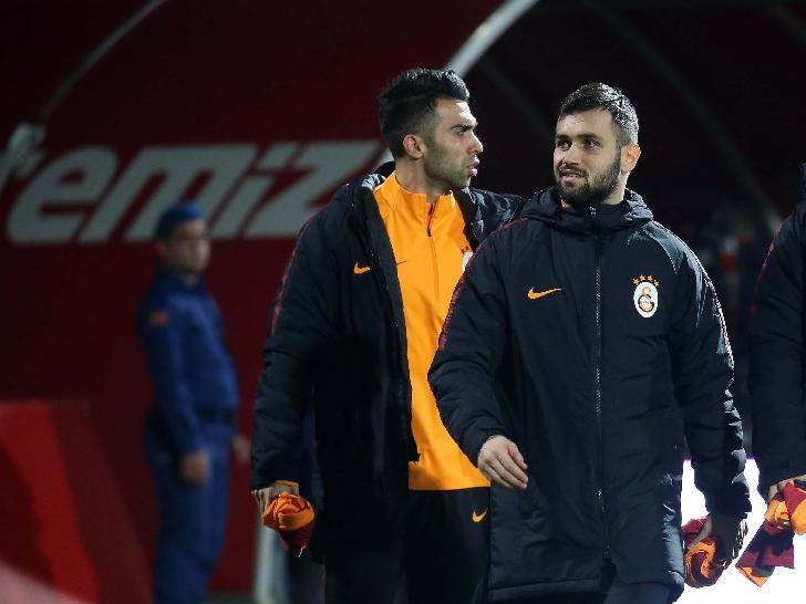 Galatasaray, Ömer Bayram ve Emre Taşdemir'in sözleşmelerini uzattı
