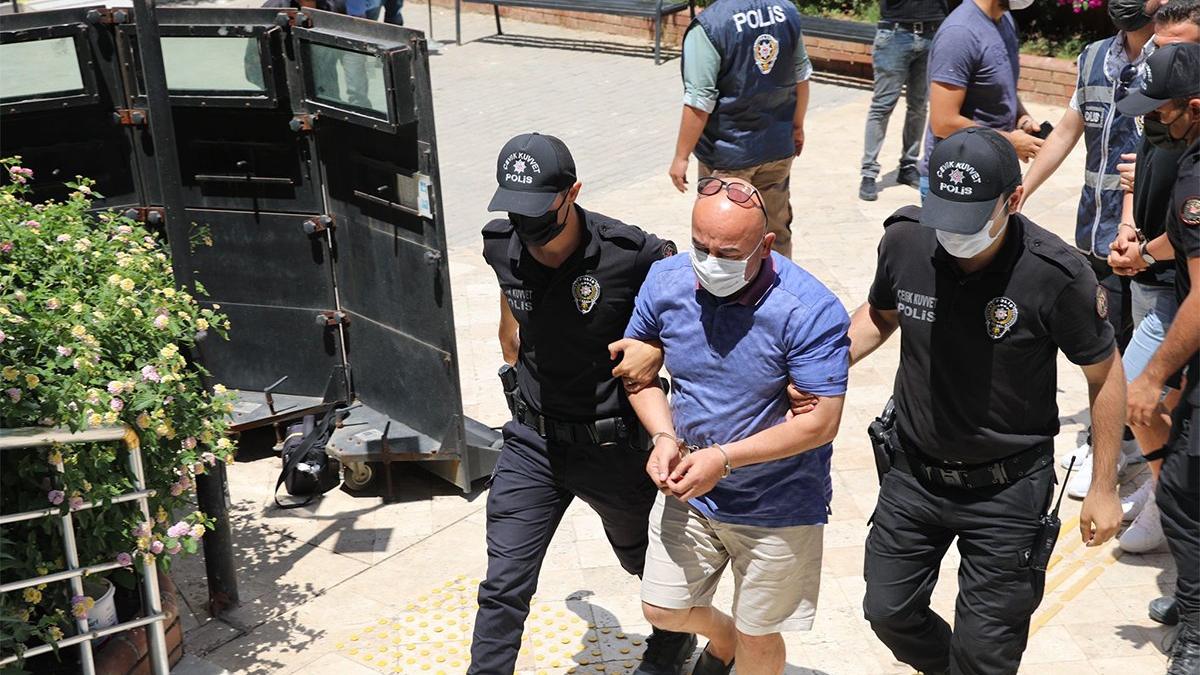 CHP'li başkana beyzbol sopalı saldırıya üç tutuklama