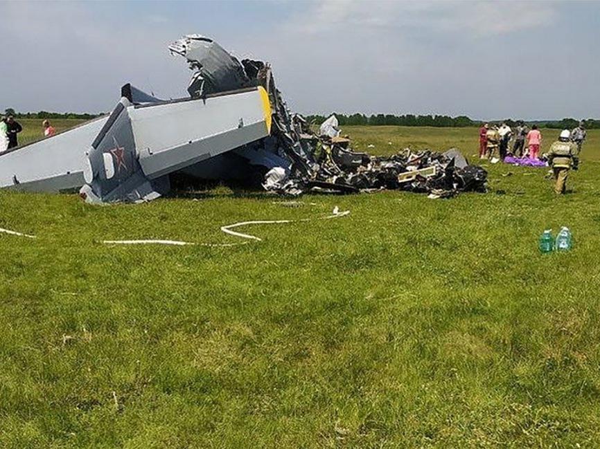 Rusya'da paraşütçüleri taşıyan uçak düştü: Çok sayıda ölü ve yaralı var