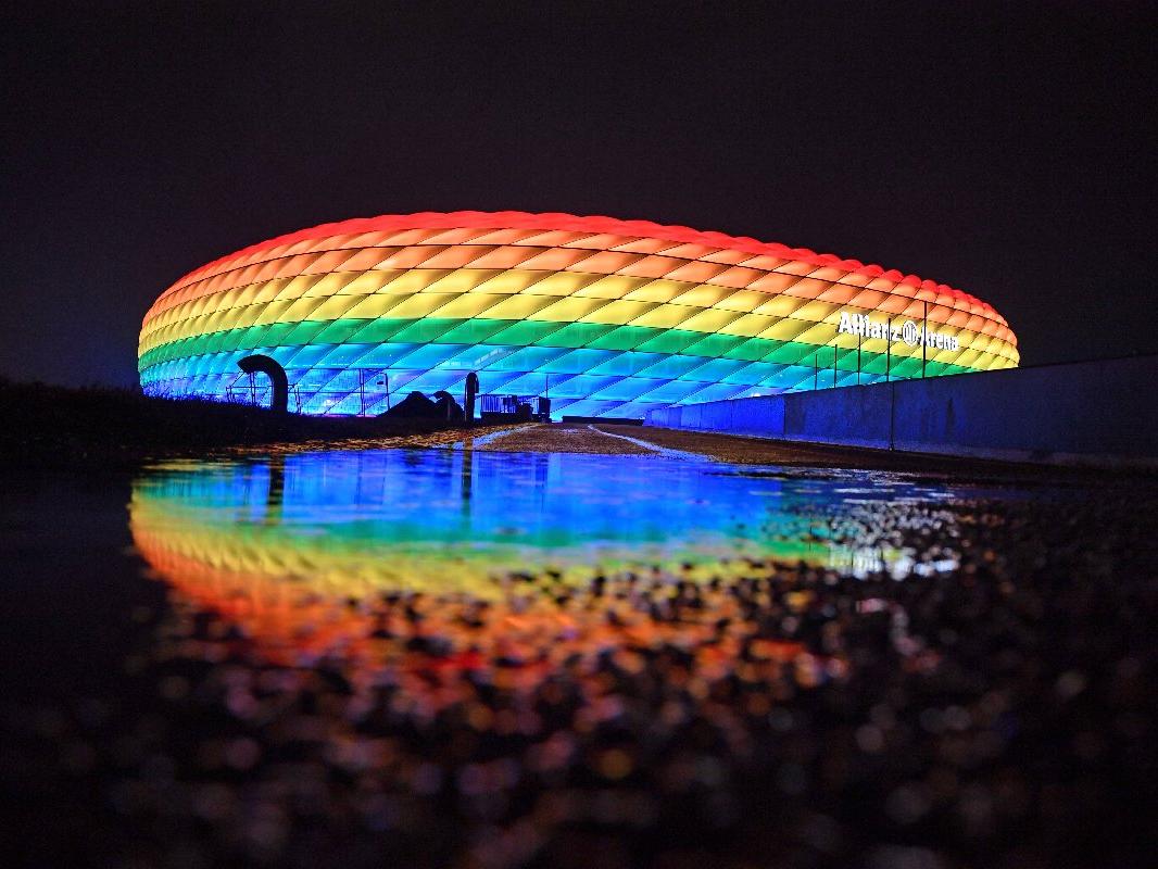 Almanya'dan Macaristan'a EURO 2020'de LGBT protestosu