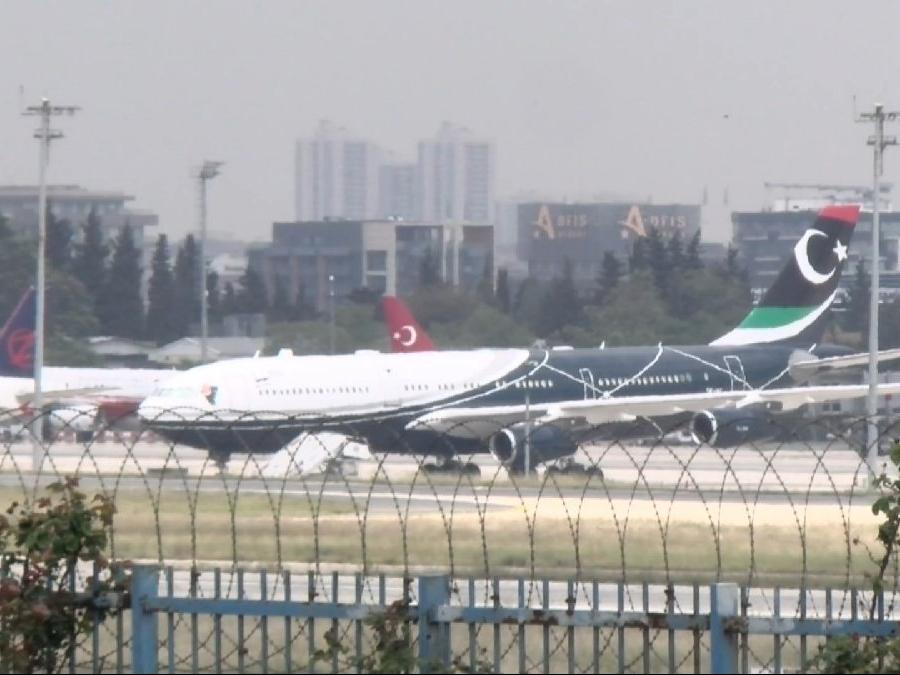 Kaddafi'nin uçağı İstanbul'dan ayrıldı