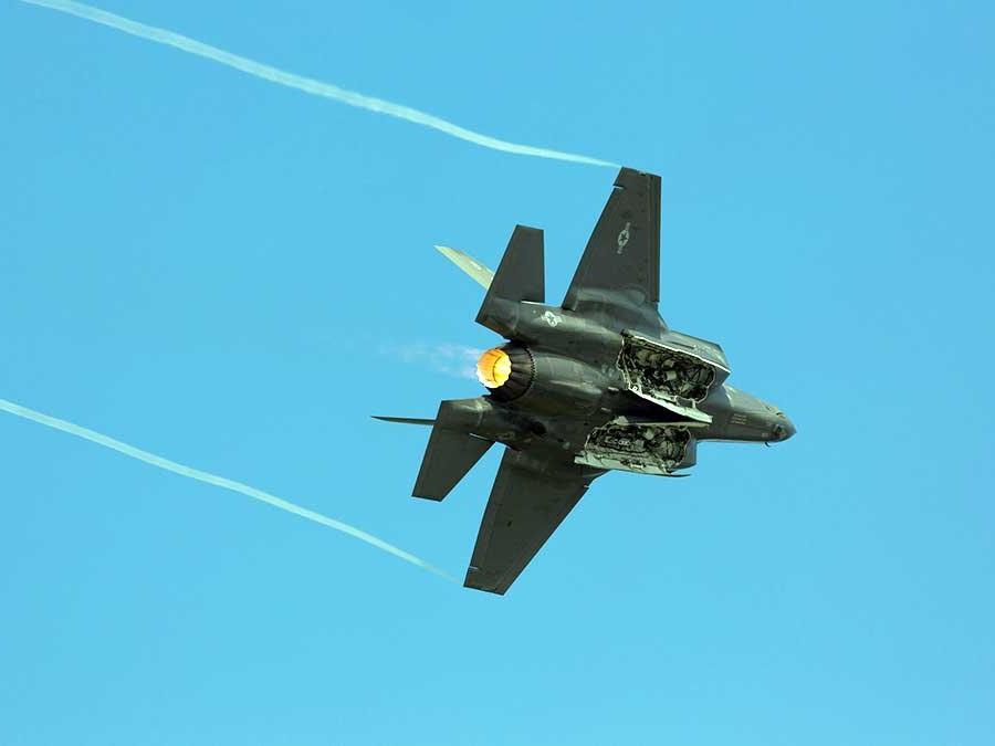 ABD senatosu F-35 savaş uçaklarının Yunanistan’a satışını onayladı