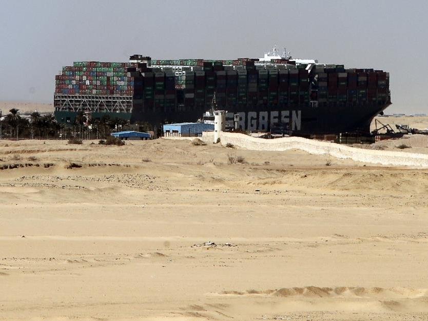 Süveyş Kanalı'ndaki gemi krizinde anlaşma sağlandı