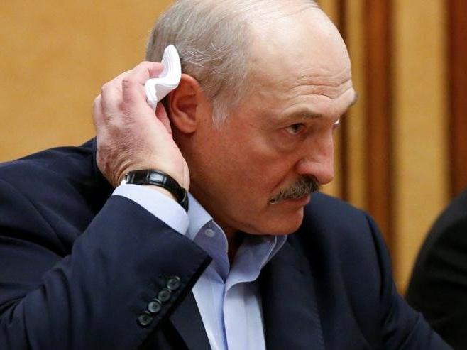 AB, Belarus'a ekonomik ambargoyu onayladı