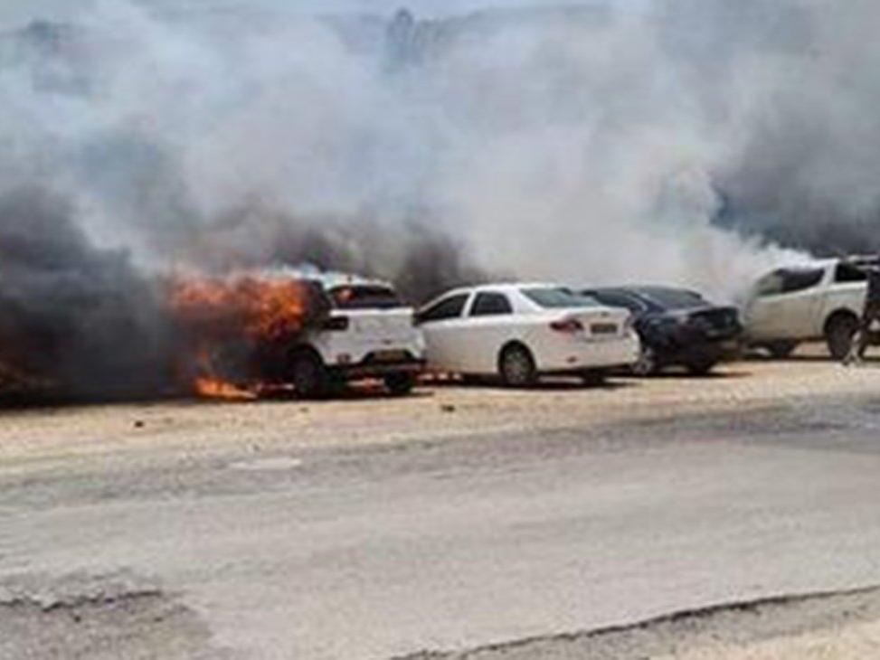 İsrail'de arazi yangını: 15 araç küle döndü