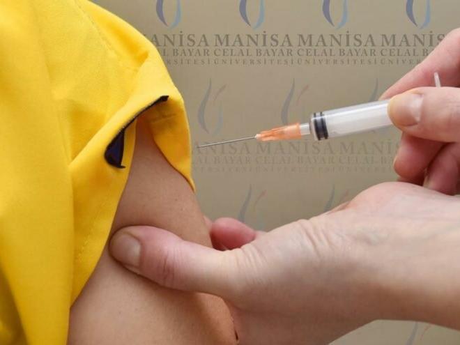 CHP'li Emir: Aracı firma aşının dozunu Çin’den 7 dolara alıyor, devlete 12 dolara satıyor