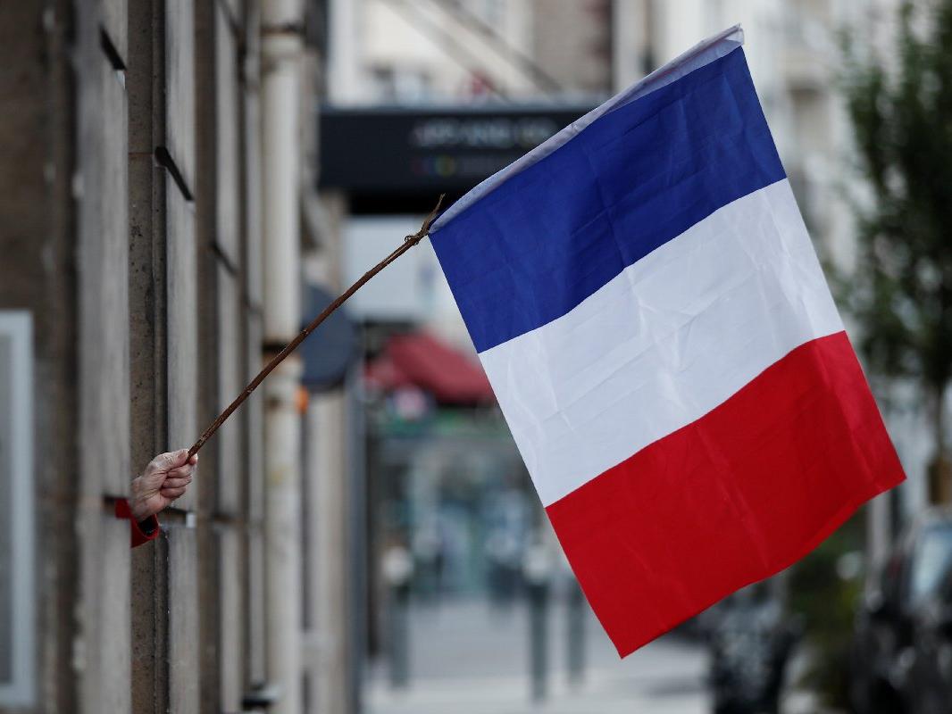 Fransa uyardı: Ülkeyi terk edin