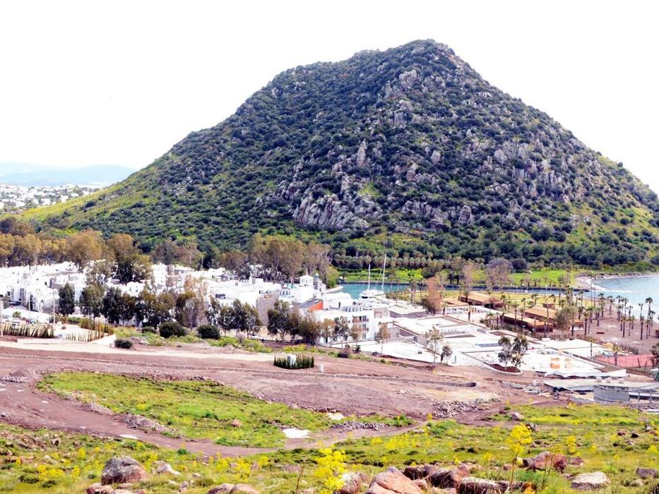 Bodrum'un ilk yerleşim yeri Aspat, rant uğruna yok ediliyor