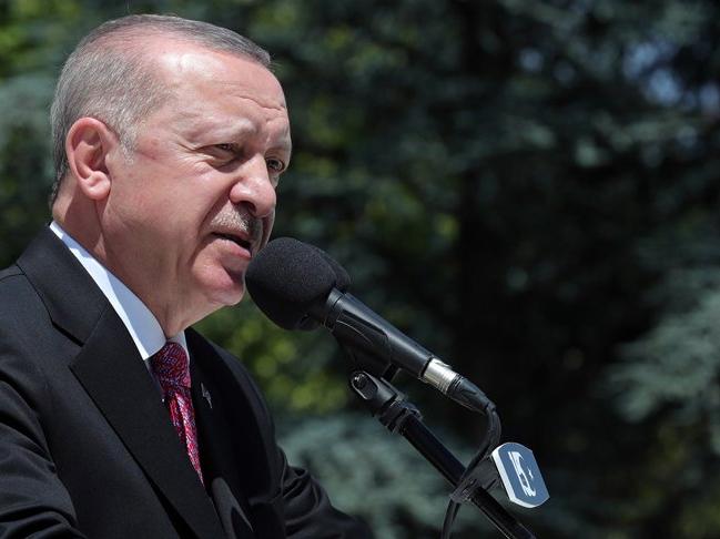 Erdoğan: O gece darbeciler karşımıza dikilselerdi şehadete yürümek için bir an bile tereddüt etmeyecektik