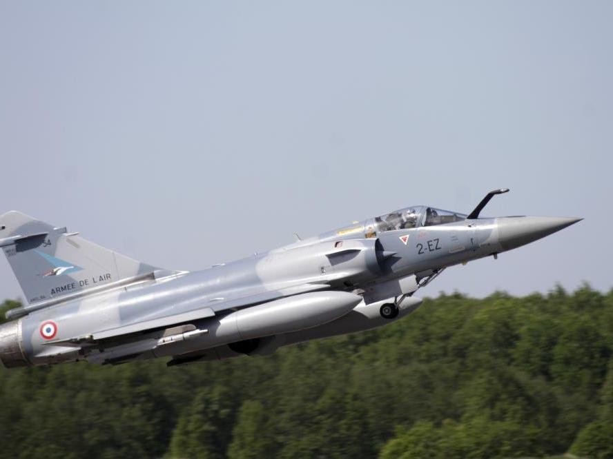 Fransa’ya ait savaş uçağı Mali’de düştü
