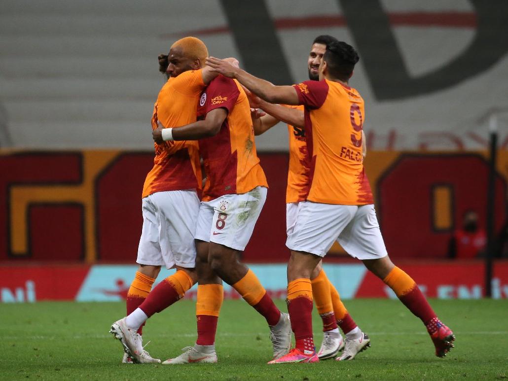 Galatasaray'a 15 milyon Euro'luk yük